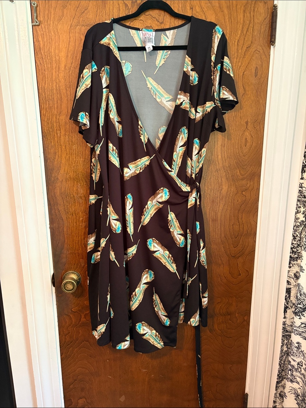 Women’s Black Feather-Print Wrap Dress
